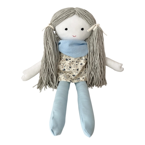 lalka szmaciana z długimi włosami.JPG